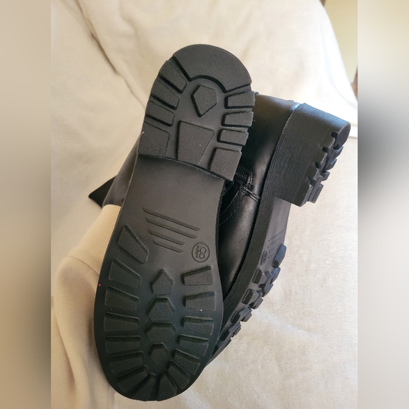 Tall black knee hi boots, Target, size 8 1/2, excellent, never worn, condition - Picture 7 of 12